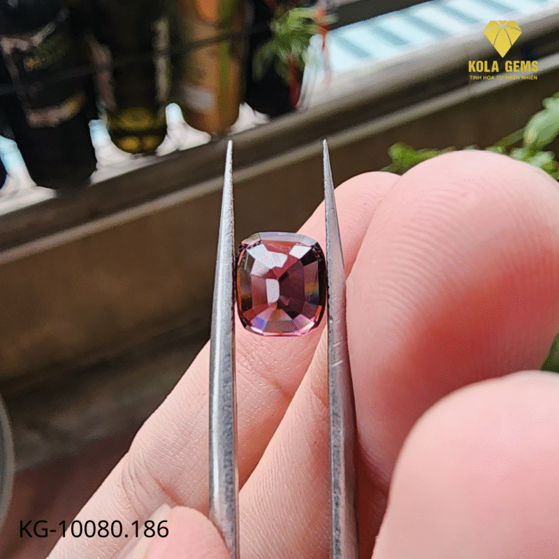 Spinel Đỏ Tự Nhiên  KG-10080.186