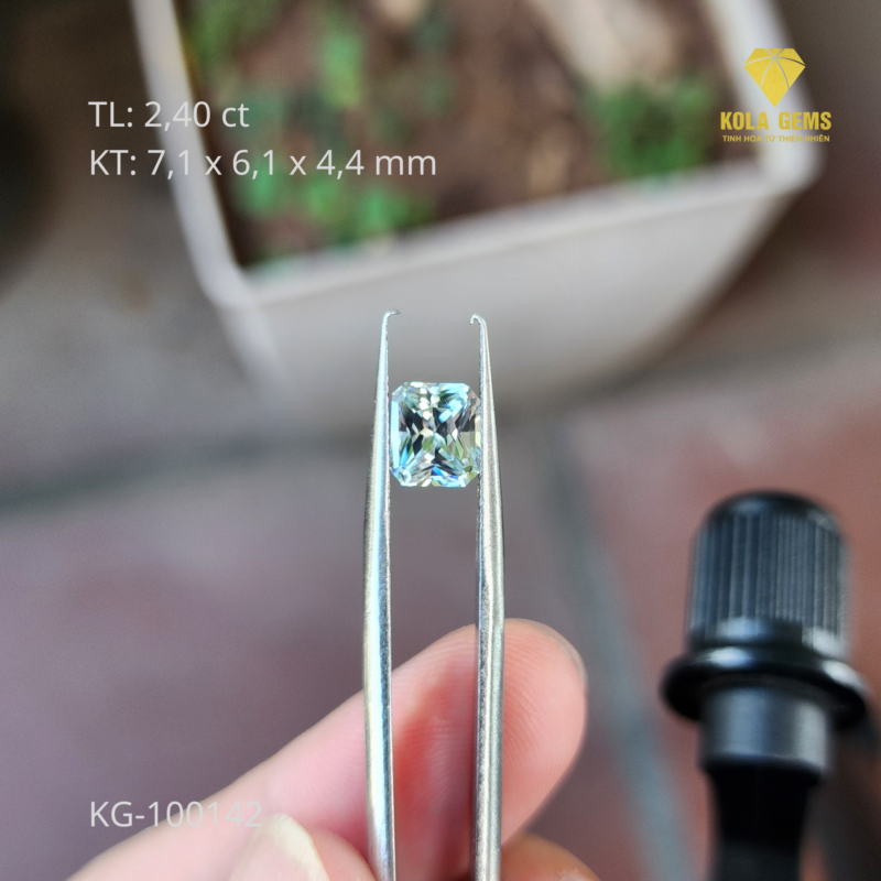 Zircon Trắng Tự Nhiên KG-100142